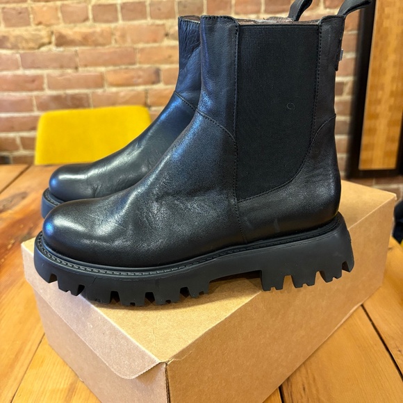 Wonders boots-brand new - Picture 1 of 5